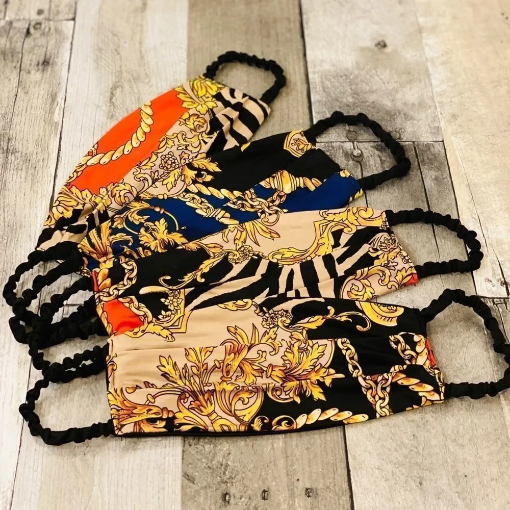Paisley Chain Mask